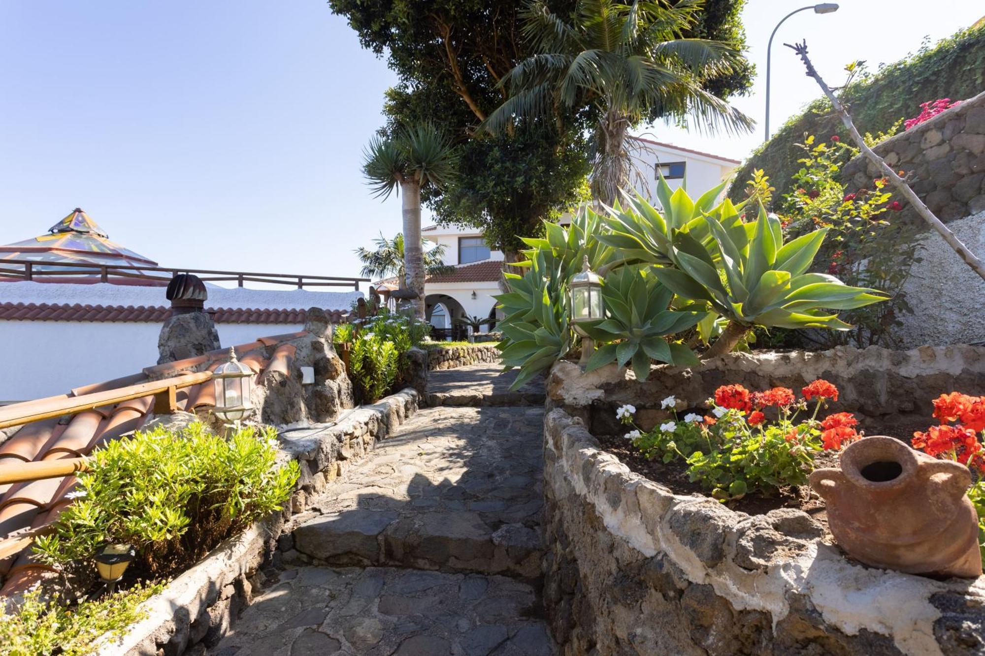 Casa Los Grabados, Piscina, Vistas, Barbacoa Y Zen Icod De Los Vinos Bagian luar foto
